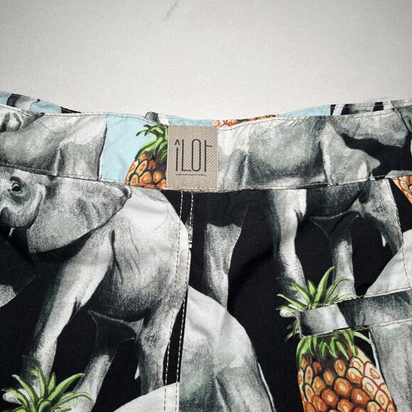 iLot Mens Swim Trunks L Mesh Liner Pockets Board Shorts Elephants Pineapples EUC - Picture 11 of 12